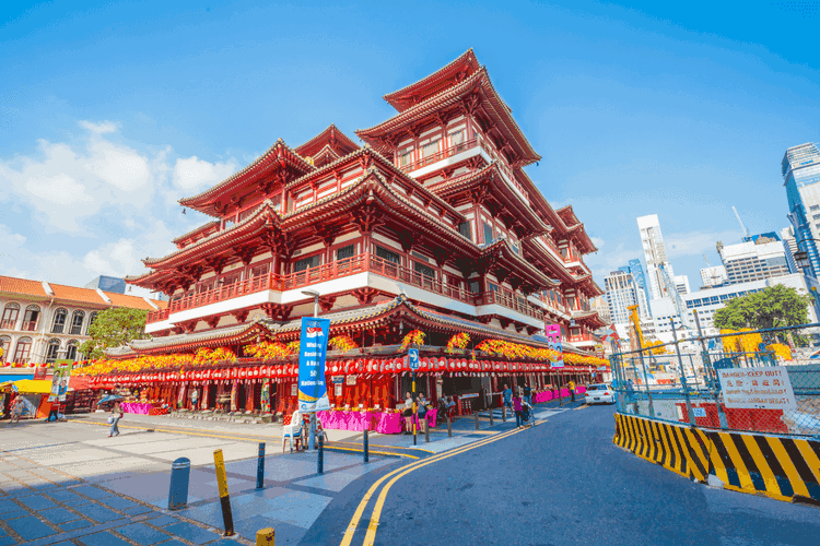 Immerse Yourself in Chinatown